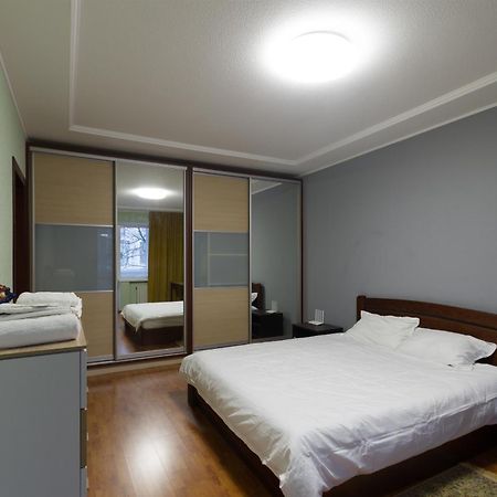 Apartment Гагаріна-Даффі Ντνιπροπετρόφσκ Εξωτερικό φωτογραφία